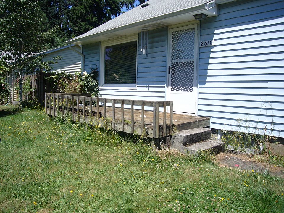 1st image of 2610 NE 59th St