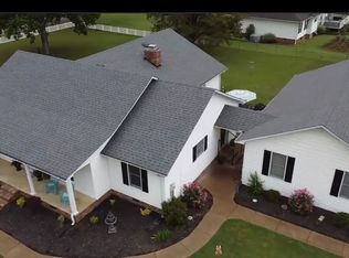 230 Farmington Rd, Savannah, TN 38372