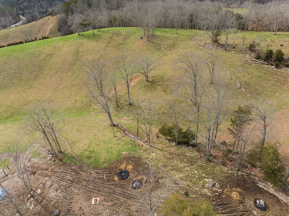 1st image of 5815 Mountain Valley Hwy #131