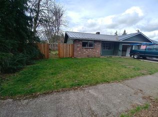 680-690 Sweet Gum Ln, Eugene, OR 97401