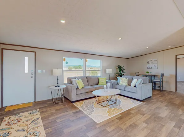 31 Scarlett Ohara St, Moriarty, NM 87035