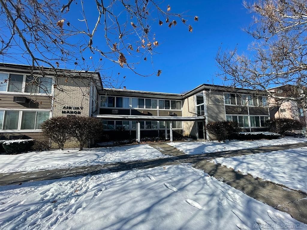 19131 Lahser Rd, Detroit, MI 48219 Zillow