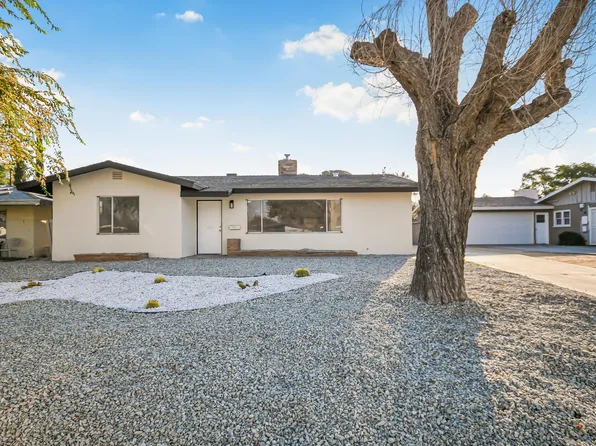 44434 3rd St E, Lancaster, CA 93535