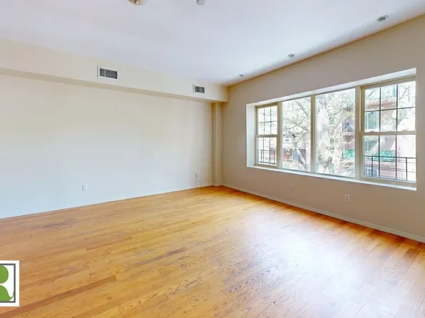 1392 East 18th Street image 5 of 11