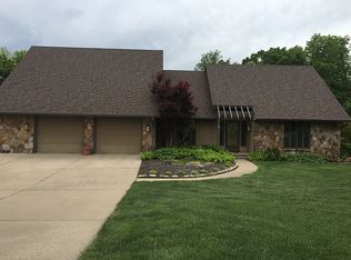 2110 Scenic Dr, Jefferson City, MO 65101