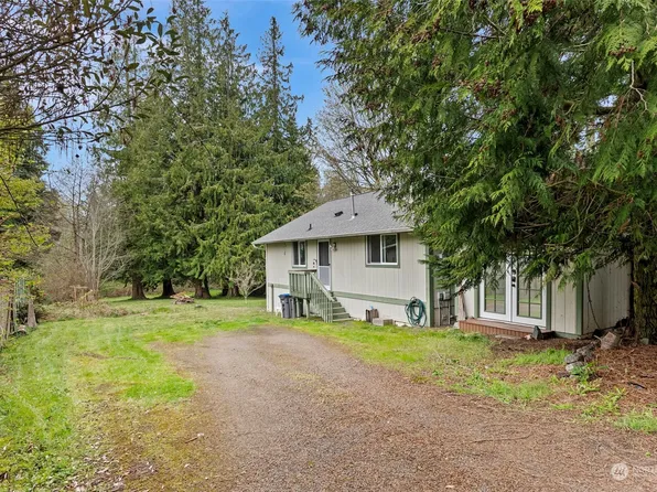 21829 Howard Avenue NE, Kingston, WA 98346