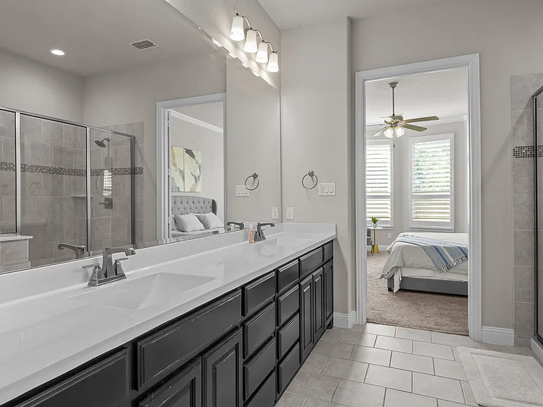 5801 Fuder Dr — Photo 31
