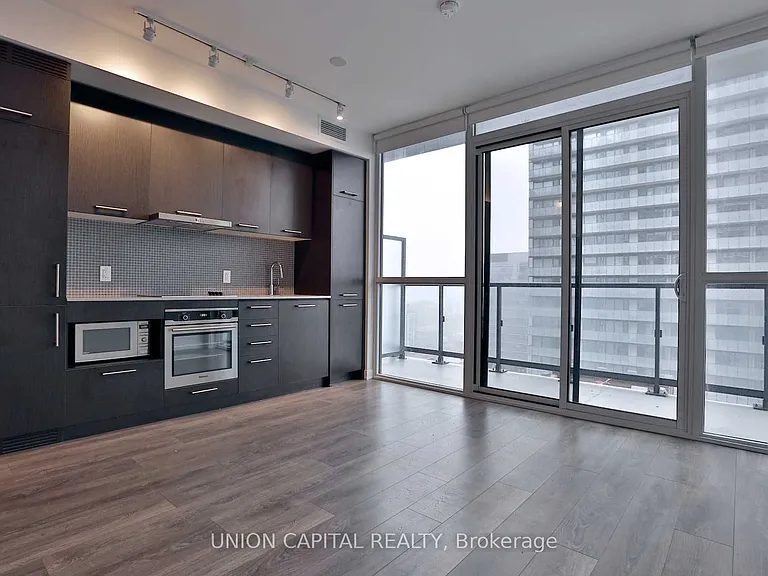 87 Peter St #1909 — Photo 10