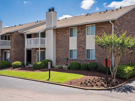 3rd image of 7255 Lee Hwy #413