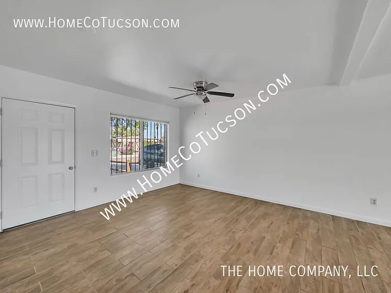 2349 S Saddleback Ave — Photo 7