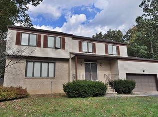 9 Yellowbrick Rd, Wayne, NJ 07470