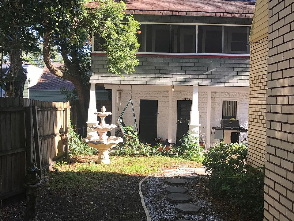 1st image of 416 10th Ave NE #1/2