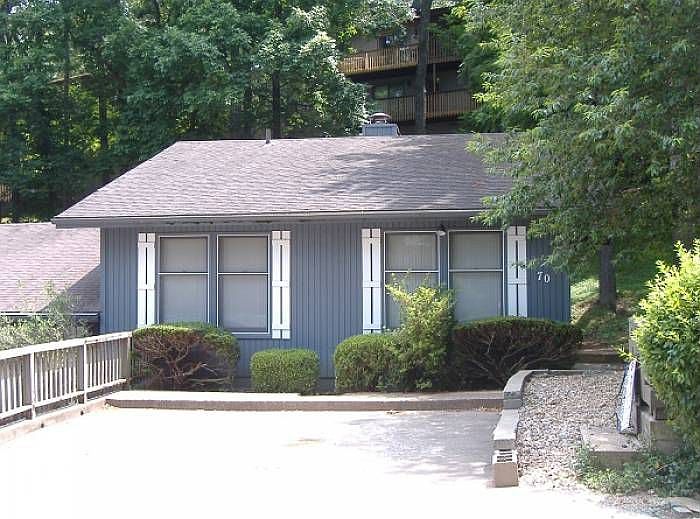 1st image of 70 Dogwood Dr