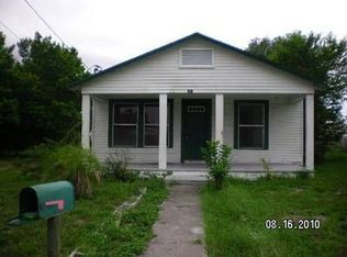 560 N 9th St, Eagle Lake, FL 33839