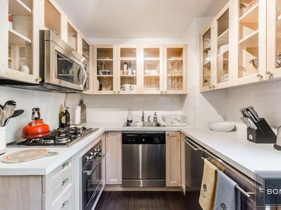 245 E 25th St APT 3G, New York, NY, 10010