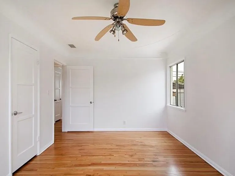 6222 W 85th Pl — Photo 18