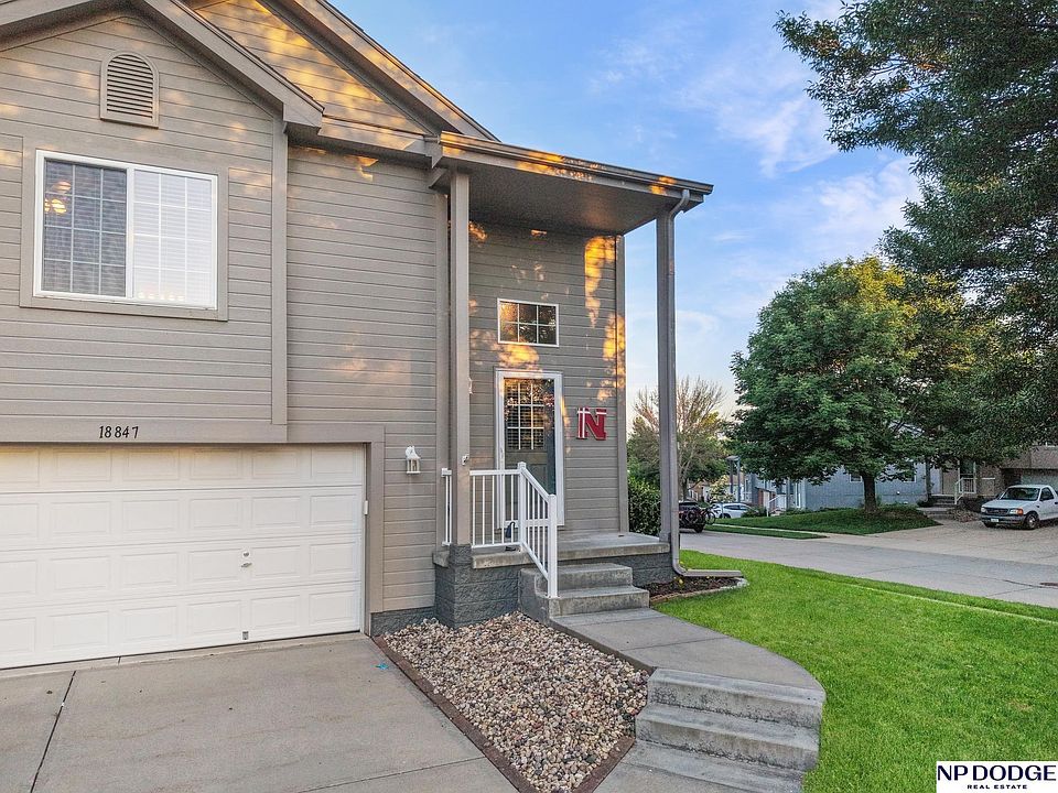 1st image of 18847 Jacobs Cir