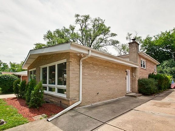 4th image of 625 Lacrosse Ave