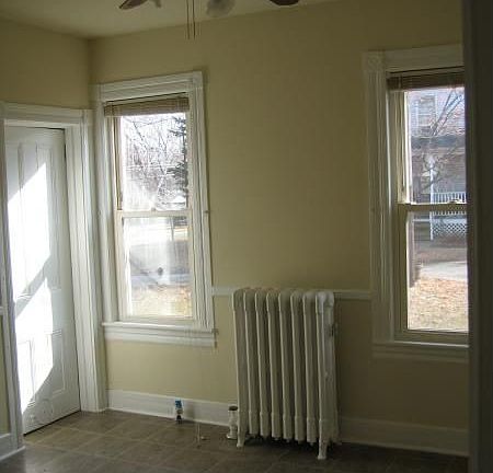 4th image of 158 Sparta Ave