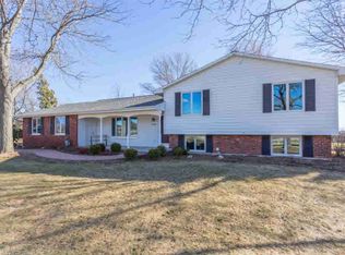 5018 Church Rd, New Franken, WI 54229