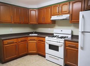 3917 Laurel Ave #1, Brooklyn, NY 11224