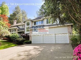 6044 SW Knightsbridge Dr, Portland, OR 97219