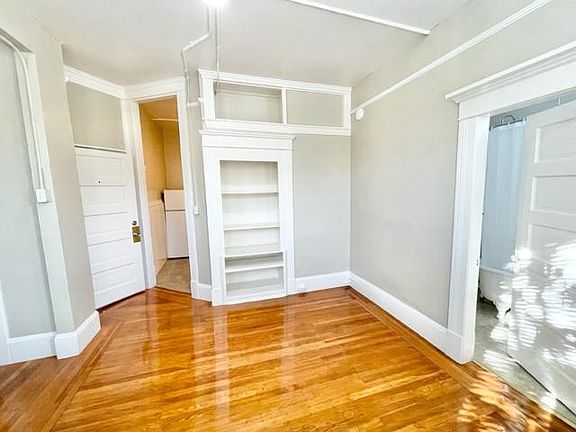 5th image of 594 Valencia St APT 7