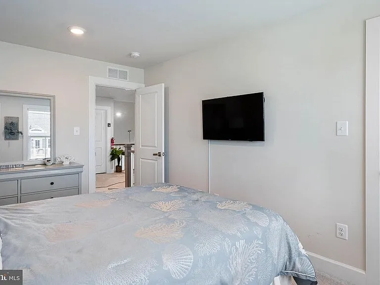 33776 Freeport Dr — Photo 23