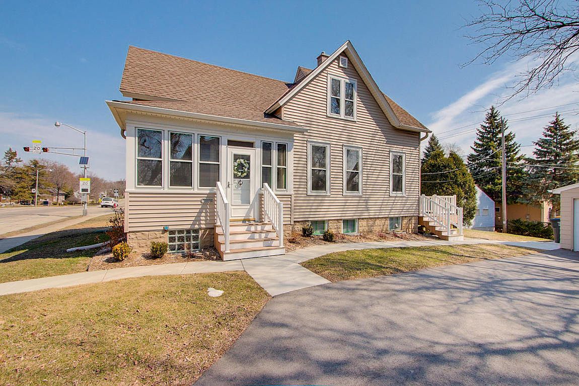 2432 N Wauwatosa Ave, Wauwatosa, WI 53213 Zillow
