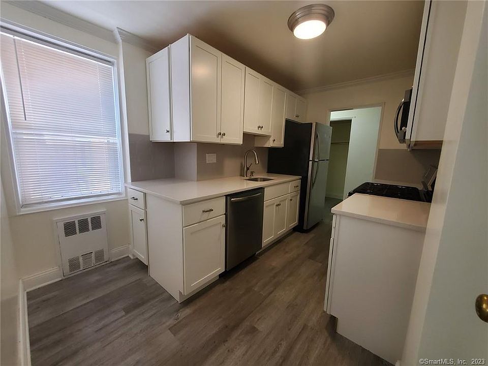 The Crosswinds Glenbrook Rd Apartments Stamford, CT Zillow