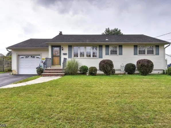 561 Harrison Ave, Manville Boro, NJ 08835