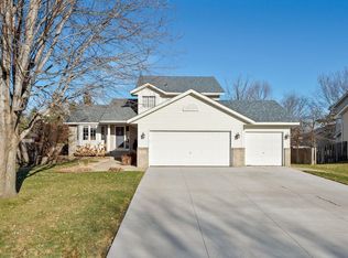 661 141st Ln NW, Andover, MN 55304