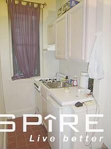 2nd image of 330 E 53rd St Frnt 1