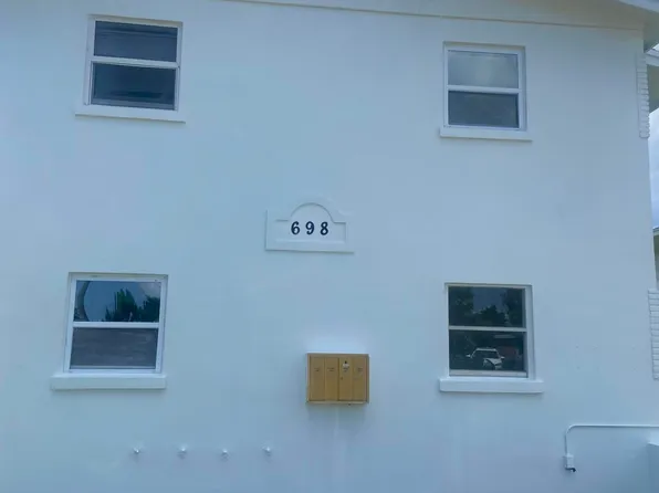 698 SW 4th Street, Belle Glade, FL 33430