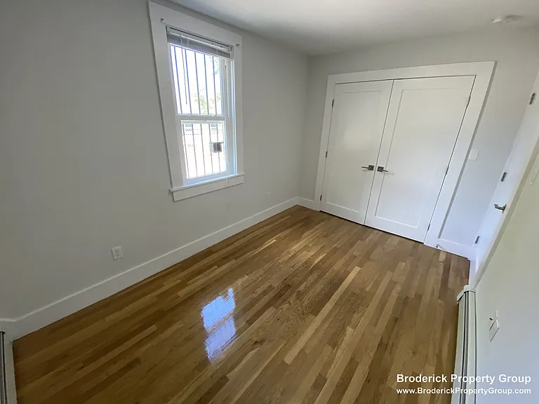 31 South St #B4 — Photo 11
