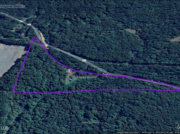 1923 Attala Rd, Goodman, MS 39079