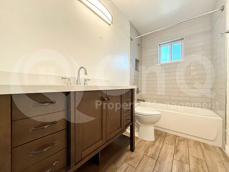 337 N Williams — Photo 10