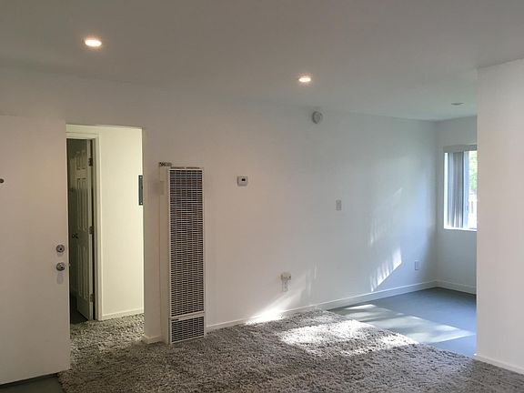 5th image of 824 N Euclid Ave #1