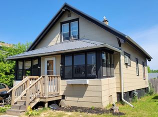 408 Saint Clair St, Manitowoc, WI 54220