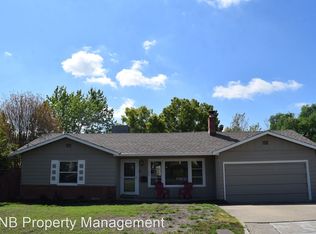 704 Vinewood Ave, Roseville, CA 95678