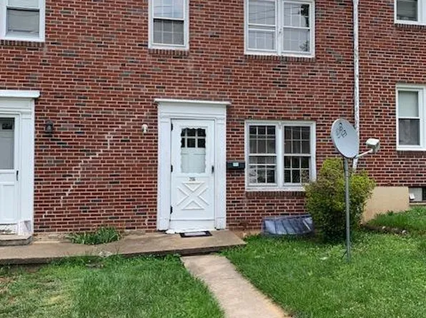 206 E Walnut St, Ephrata, PA 17522