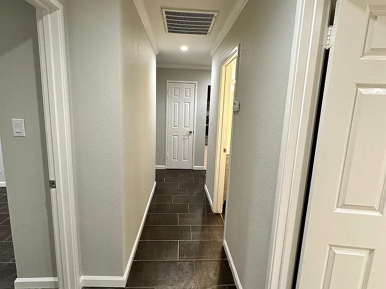 7033 Linwood Way — Photo 19
