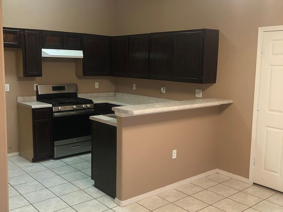 1st image of 851 Luisa Guerra Dr