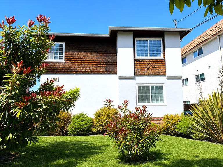 2125 Santa Clara Ave #C — Photo 18
