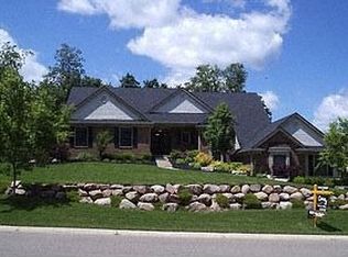 5425 Bridge Trl E, Commerce Township, MI