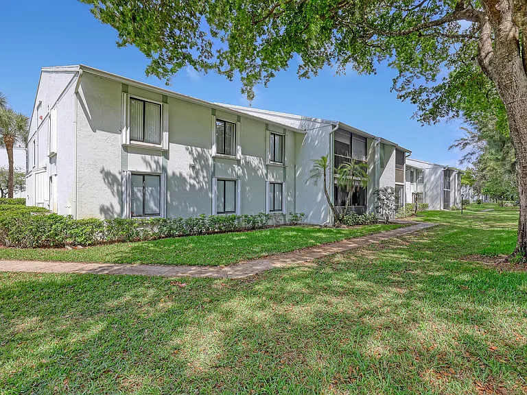 3618 Alder Dr #H2 — Photo 4