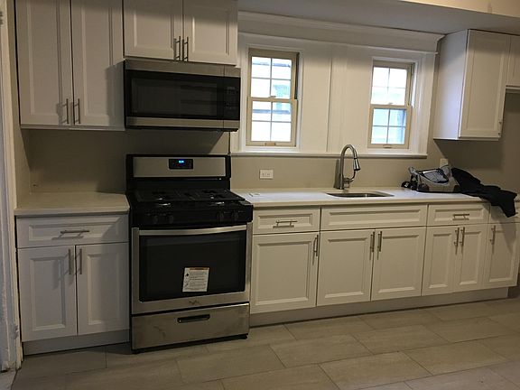 Newly Remodeled Kitchen
