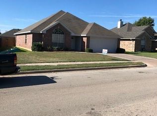5408 Flo Dr, Wichita Falls, TX 76302