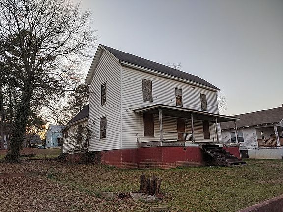 3rd image of 315 B St