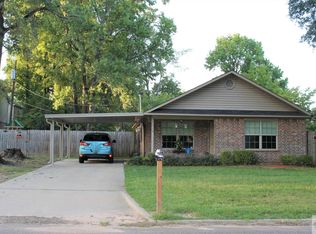 1215 E 24th St, Texarkana, AR 71854